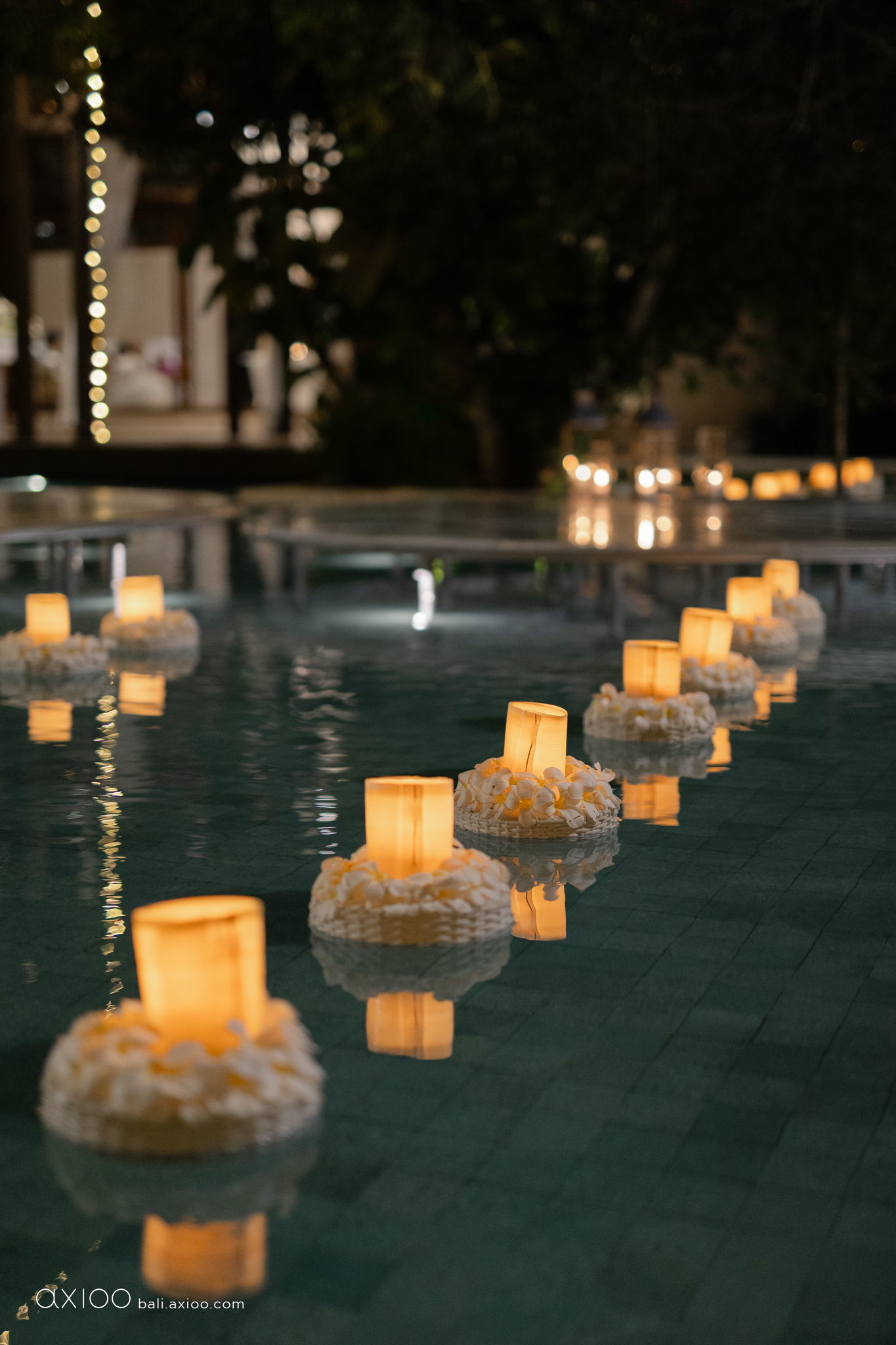 Axioo: Before the Shutter Clicks